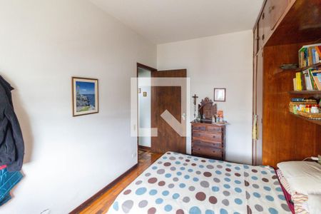 Quarto 1 de casa à venda com 3 quartos, 300m² em Vila Monumento, São Paulo