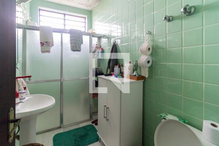 Banheiro do quarto 1 de casa à venda com 3 quartos, 300m² em Vila Monumento, São Paulo