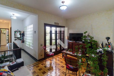 Sala de casa à venda com 3 quartos, 300m² em Vila Monumento, São Paulo