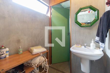 Casa à venda com 300m², 3 quartos e 3 vagasBanheiro da churrasqueira