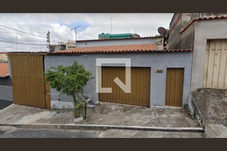 Casa à venda com 360m², 3 quartos e 2 vagasFachada
