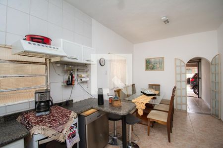 Casa à venda com 360m², 3 quartos e 2 vagasCozinha