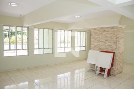 Apartamento à venda com 79m², 2 quartos e 1 vagaÁrea comum