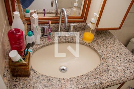 Apartamento à venda com 79m², 2 quartos e 1 vagaBanheiro 