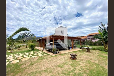 Casa de condomínio à venda com 263m², 4 quartos e 6 vagas