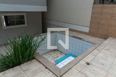 Casa à venda com 137m², 3 quartos e 2 vagas Casa à venda com 137m², 3 quartos e 2 vagasPiscina