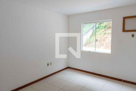 Quarto 1 de casa à venda com 3 quartos, 137m² em Serra Grande, Niterói