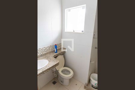 Casa à venda com 137m², 3 quartos e 2 vagas Casa à venda com 137m², 3 quartos e 2 vagasBanheiro