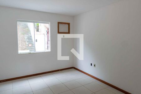 Quarto 1 de casa à venda com 3 quartos, 137m² em Serra Grande, Niterói