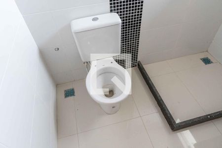 Casa à venda com 137m², 3 quartos e 2 vagas Casa à venda com 137m², 3 quartos e 2 vagasBanheiro da Suíte