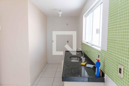 Casa à venda com 137m², 3 quartos e 2 vagas Casa à venda com 137m², 3 quartos e 2 vagasCozinha