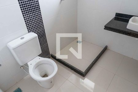 Casa à venda com 137m², 3 quartos e 2 vagas Casa à venda com 137m², 3 quartos e 2 vagasBanheiro da Suíte