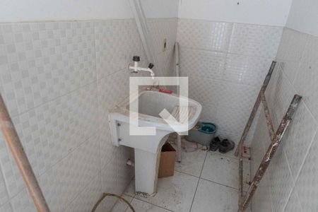 Casa à venda com 137m², 3 quartos e 2 vagas Casa à venda com 137m², 3 quartos e 2 vagasÁrea de Serviço