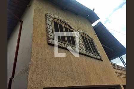 Casa à venda com 324m², 3 quartos e 4 vagas