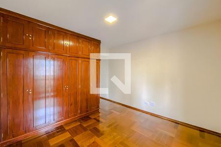 Apartamento para alugar com 132m², 3 quartos e 2 vagasSuíte 