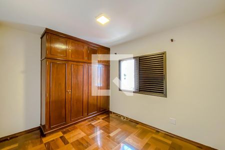 Apartamento para alugar com 132m², 3 quartos e 2 vagasQuarto 3