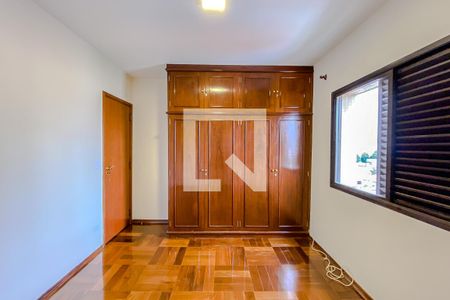 Apartamento para alugar com 132m², 3 quartos e 2 vagasQuarto 3