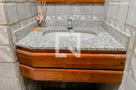 Apartamento para alugar com 132m², 3 quartos e 2 vagasLavabo 