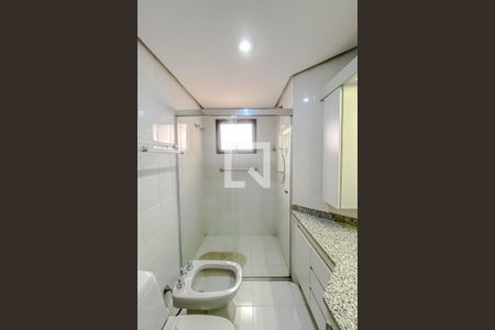 Apartamento para alugar com 132m², 3 quartos e 2 vagasBanheiro 