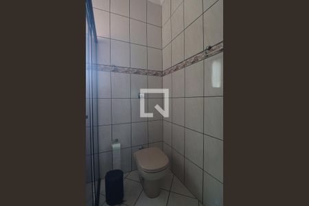 Casa à venda com 225m², 4 quartos e 4 vagasBanheiro Social 1
