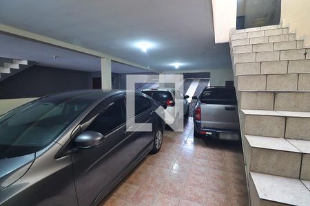Casa à venda com 225m², 4 quartos e 4 vagasGaragem