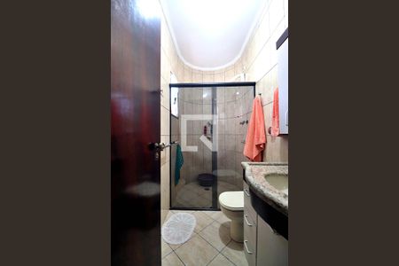 Banheiro do Quarto 1 - Suíte de casa à venda com 4 quartos, 225m² em Parque Novo Oratório, Santo André