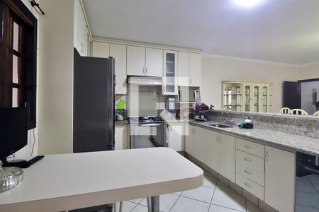 Casa à venda com 225m², 4 quartos e 4 vagasCozinha