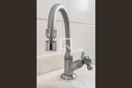 Casa à venda com 179m², 3 quartos e 3 vagasBanheiro 2 - Torneira