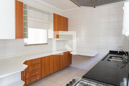 Casa à venda com 179m², 3 quartos e 3 vagasCozinha