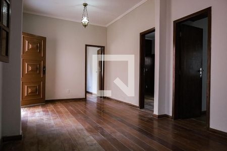 Sala de casa à venda com 4 quartos, 200m² em Nova Suíça, Belo Horizonte