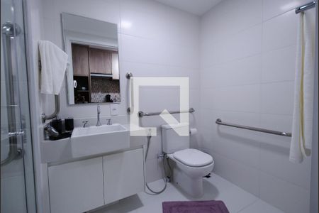Banheiro de apartamento para alugar com 1 quarto, 27m² em Vila Mariana, São Paulo