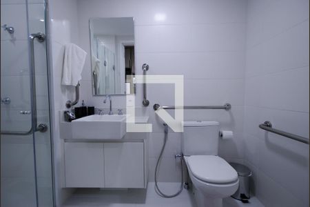 Banheiro de apartamento para alugar com 1 quarto, 27m² em Vila Mariana, São Paulo