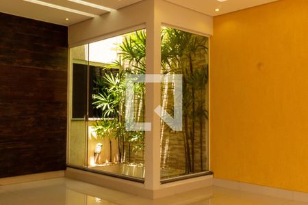 Detalhe da Sala de casa para alugar com 3 quartos, 238m² em Jardim Inconfidência, Uberlândia