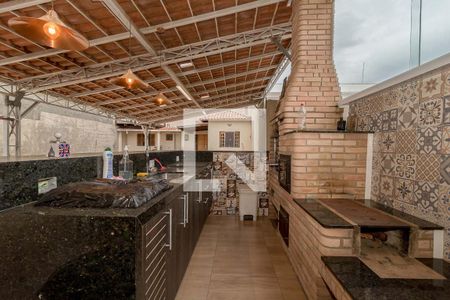 Casa à venda com 197m², 2 quartos e 8 vagasÁrea comum