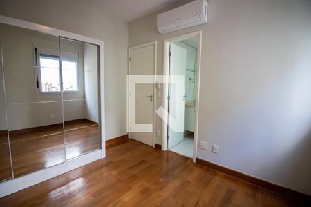 Apartamento à venda com 152m², 3 quartos e 3 vagasSuíte 2