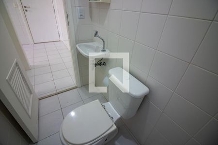 Apartamento à venda com 152m², 3 quartos e 3 vagasBanheiro, área de serviço 