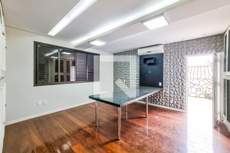 Apartamento à venda com 500m², 4 quartos e 8 vagas Apartamento à venda com 500m², 4 quartos e 8 vagasSuíte
