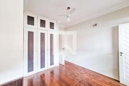 Apartamento à venda com 500m², 4 quartos e 8 vagas Apartamento à venda com 500m², 4 quartos e 8 vagasQuarto 2