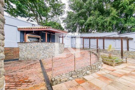 Apartamento à venda com 500m², 4 quartos e 8 vagas Apartamento à venda com 500m², 4 quartos e 8 vagasEntrada