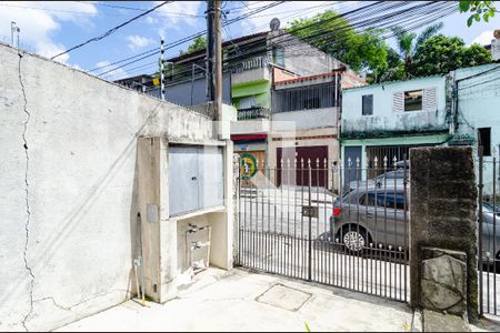 Entrada de casa para alugar com 2 quartos, 42m² em Vila Campestre, São Paulo