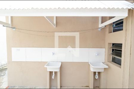 Casa para alugar com 42m², 2 quartos e sem vaga Casa para alugar com 42m², 2 quartos e sem vagaLavanderia