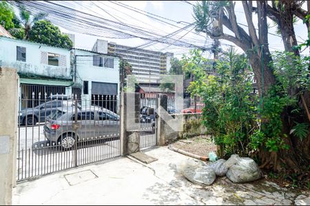 Casa para alugar com 42m², 2 quartos e sem vaga Casa para alugar com 42m², 2 quartos e sem vagaEntrada