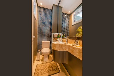 Casa à venda com 153m², 3 quartos e 2 vagasLavabo
