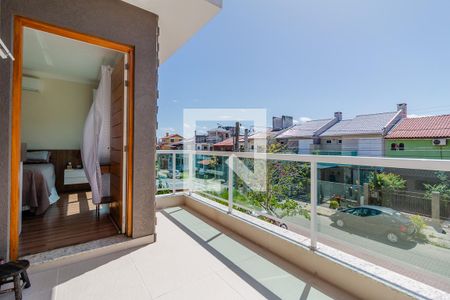 Casa à venda com 153m², 3 quartos e 2 vagasQuarto 1 - varanda