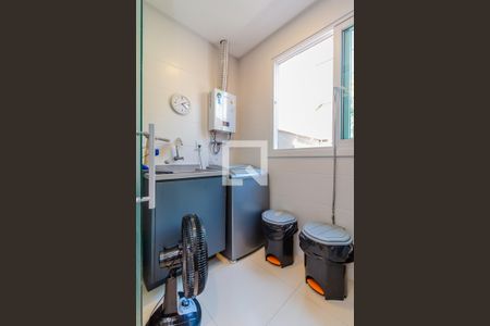 Casa à venda com 153m², 3 quartos e 2 vagasÁrea de serviço