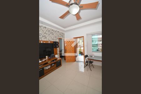 Sala de casa para alugar com 2 quartos, 67m² em Vila da Penha, Rio de Janeiro