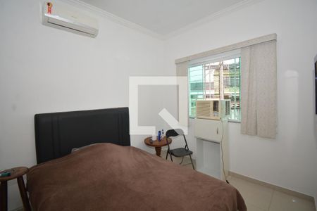Quarto 1 de casa para alugar com 2 quartos, 67m² em Vila da Penha, Rio de Janeiro