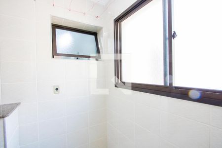 Apartamento para alugar com 71m², 2 quartos e 1 vagaÁrea de serviço