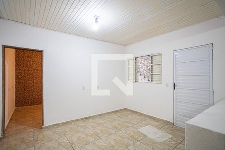 Sala de casa para alugar com 2 quartos, 90m² em Parque Jandaia, Carapicuíba