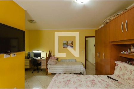 Casa à venda com 148m², 3 quartos e 2 vagasSuíte